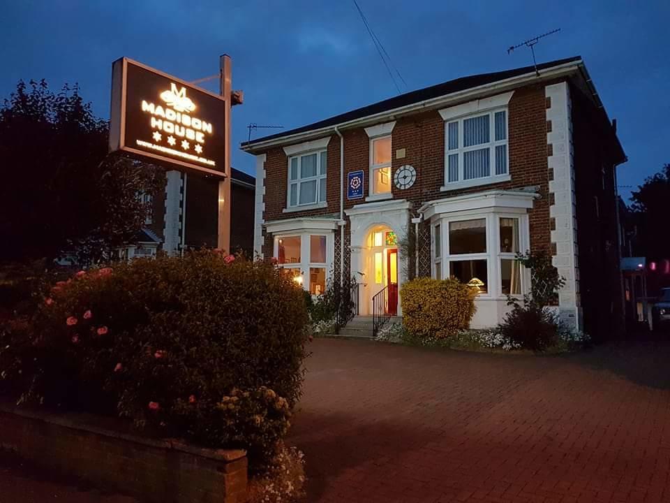 Madison House Bed and Breakfast Southampton Eksteriør billede